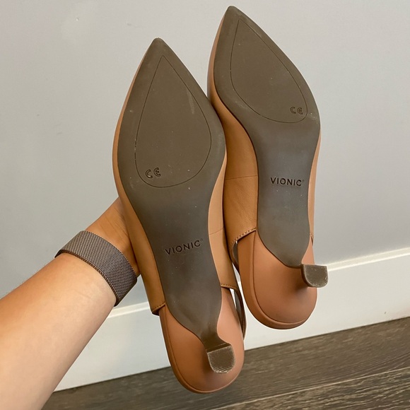 Vionic slingbacks - Picture 5 of 8